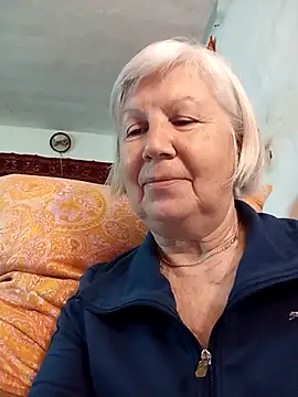 KlaudiaDarling online show from 04/01/26, 09:43