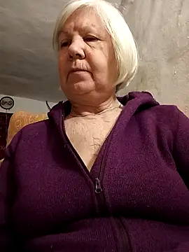 KlaudiaDarling online show from 02/08/26, 01:03