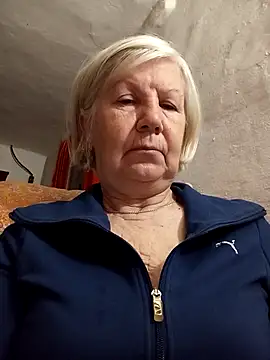 KlaudiaDarling online show from 02/25/26, 11:15