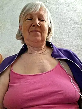 Snapshot of KlaudiaDarling chatting on 06/03/26, 02:33 KlaudiaDarling online show from 06/03/26, 02:33