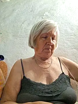 Snapshot of KlaudiaDarling chatting on 06/19/26, 07:03 KlaudiaDarling online show from 06/19/26, 07:03