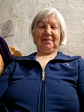 Snapshot of KlaudiaDarling chatting on 05/07/26, 08:34 KlaudiaDarling online show from 05/07/26, 08:34
