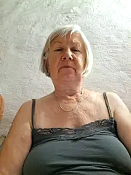 Snapshot of KlaudiaDarling chatting on 06/27/26, 07:09 KlaudiaDarling online show from 06/27/26, 07:09
