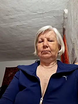 Snapshot of KlaudiaDarling chatting on 04/22/26, 02:29 KlaudiaDarling online show from 04/22/26, 02:29