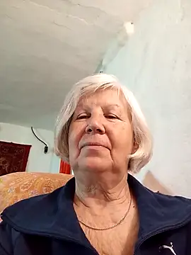 KlaudiaDarling online show from 04/03/26, 07:59