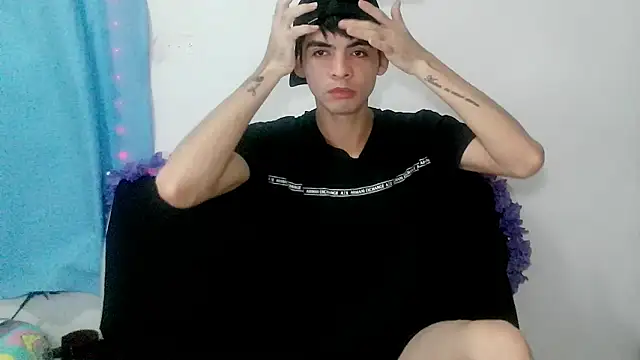 nico22love online show from 02/02/26, 12:26