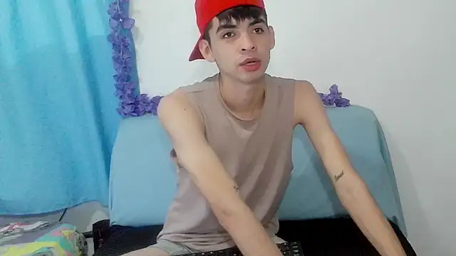 nico22love online show from 02/23/26, 07:36