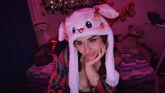 AlisiaRose online show from 04/03/26, 02:07