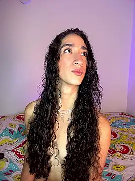 LunaDupont online show from 01/13/26, 04:00