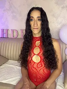 Snapshot of LunaDupont chatting on 02/05/26, 08:59 LunaDupont online show from 02/05/26, 08:59