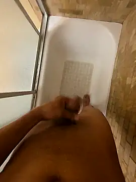 Snapshot of HoofedCylinder chatting on 04/10/26, 03:19 HoofedCylinder online show from 04/10/26, 03:19