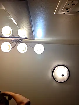 Snapshot of HoofedCylinder chatting on 04/09/26, 02:12 HoofedCylinder online show from 04/09/26, 02:12