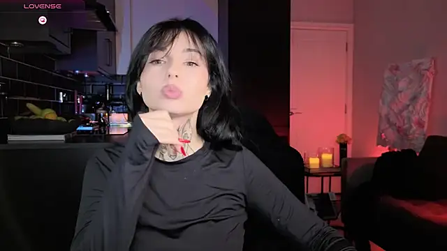 - Alice online show from 12/23/25, 02:33