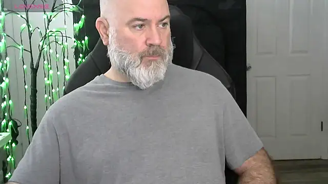 Snapshot of XJJ77x chatting on 02/17/26, 03:31 XJJ77x online show from 02/17/26, 03:31