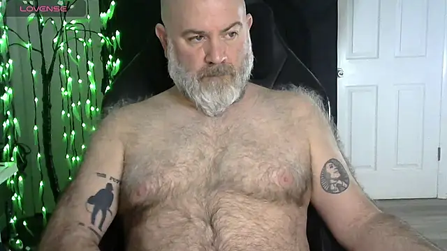 Snapshot of XJJ77x chatting on 02/18/26, 06:44 XJJ77x online show from 02/18/26, 06:44