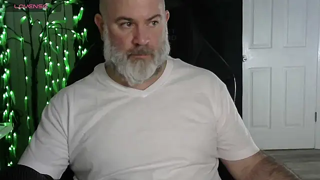 Snapshot of XJJ77x chatting on 02/20/26, 01:35 XJJ77x online show from 02/20/26, 01:35