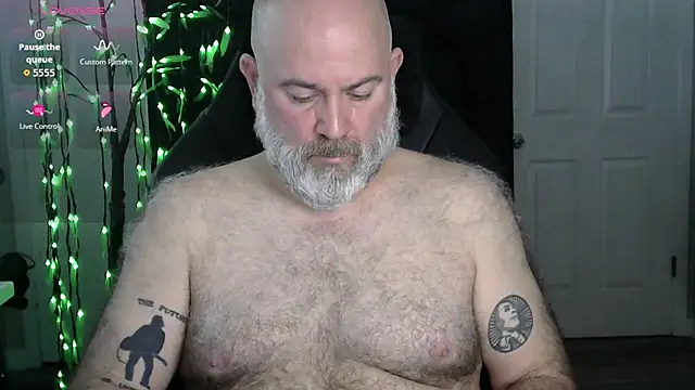 Snapshot of XJJ77x chatting on 01/12/26, 06:15 XJJ77x online show from 01/12/26, 06:15