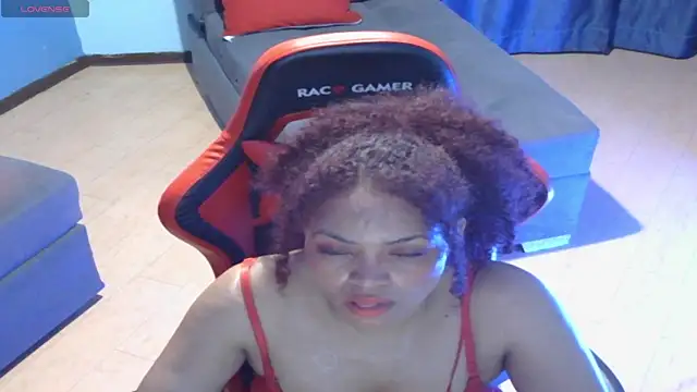 ValenttinaSex1 online show from 01/12/26, 04:52