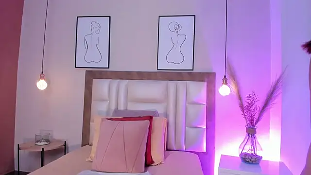 Snapshot of MiaaHarperr chatting on 01/16/26, 12:47 MiaaHarperr online show from 01/16/26, 12:47