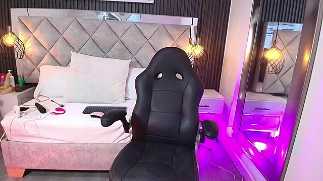 Sara Channel01 online show from 02/09/26, 11:30