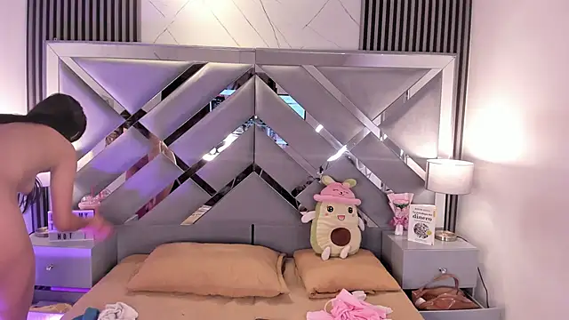 Snapshot of melody__sweet_ chatting on 04/05/26, 08:32 melody sweet online show from 04/05/26, 08:32