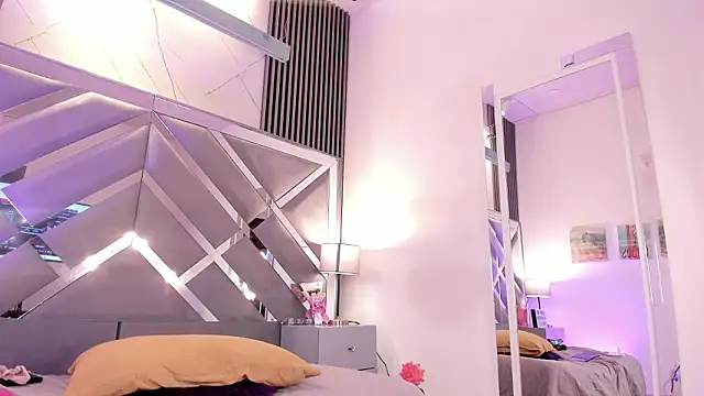 Snapshot of melody__sweet_ chatting on 03/17/26, 09:23 melody sweet online show from 03/17/26, 09:23