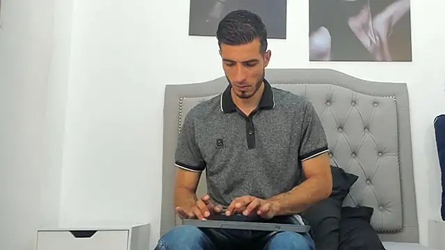 Snapshot of marc_ruffa chatting on 02/02/26, 07:46 marc ruffa online show from 02/02/26, 07:46