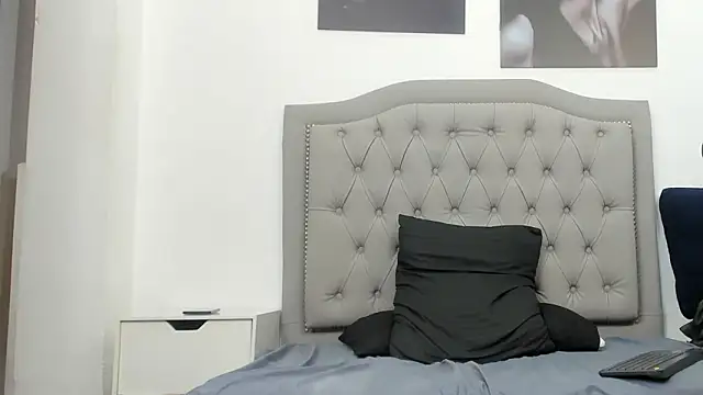 Snapshot of marc_ruffa chatting on 02/17/26, 01:14 marc ruffa online show from 02/17/26, 01:14