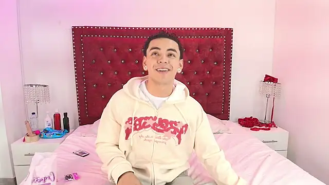 Jaden and sofia online show from 06/10/26, 03:19