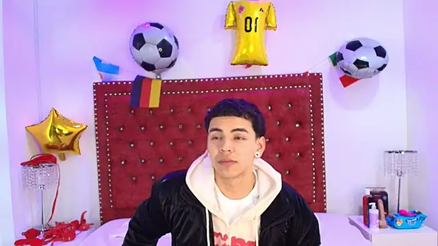 Jaden and sofia online show from 07/17/26, 03:04