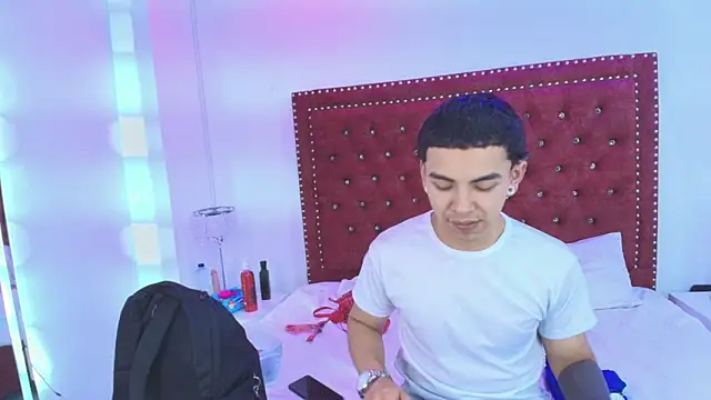 Jaden and sofia online show from 05/30/26, 03:24