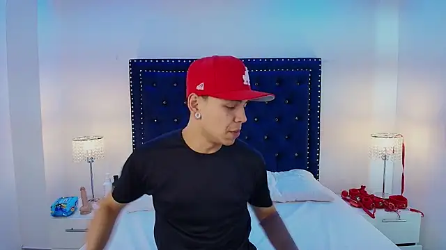 Jaden and sofia online show from 05/09/26, 03:21