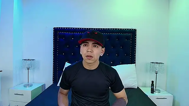 Jaden and sofia online show from 03/26/26, 02:32