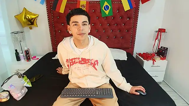 Jaden and sofia online show from 07/09/26, 03:07