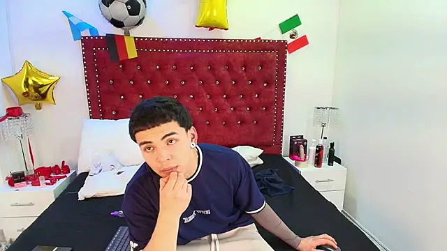 Jaden and sofia online show from 06/30/26, 03:06