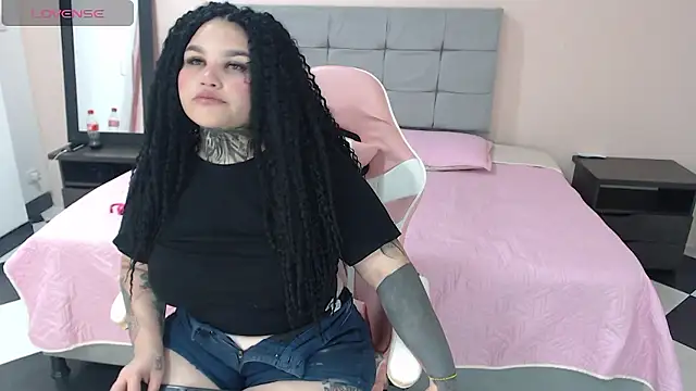 Abby Hiiltoon online show from 01/14/26, 04:38