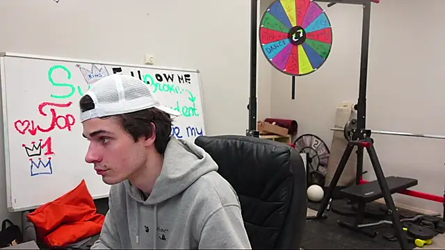 Daniel Shawnn online show from 02/05/26, 02:46