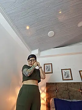 kat paradise online show from 05/03/26, 11:37