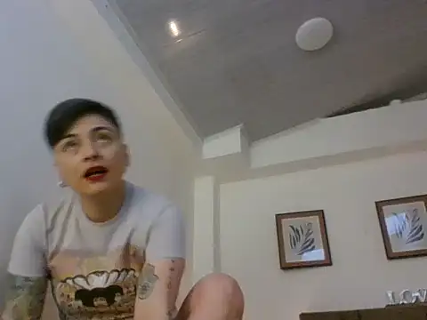 kat paradise online show from 01/08/26, 12:22