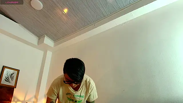 kat paradise online show from 05/27/26, 11:39
