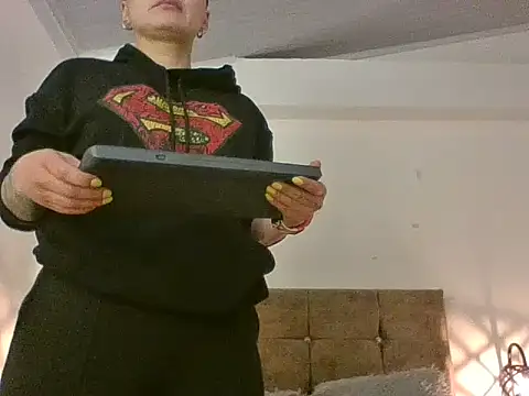 kat paradise online show from 02/15/26, 11:31