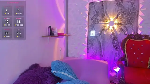 Sofia-love7 online show from 04/17/26, 09:39