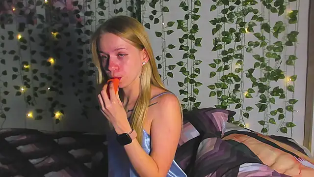 Cute Madam online show from 01/07/26, 09:53