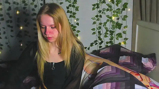 Cute Madam online show from 01/09/26, 10:28