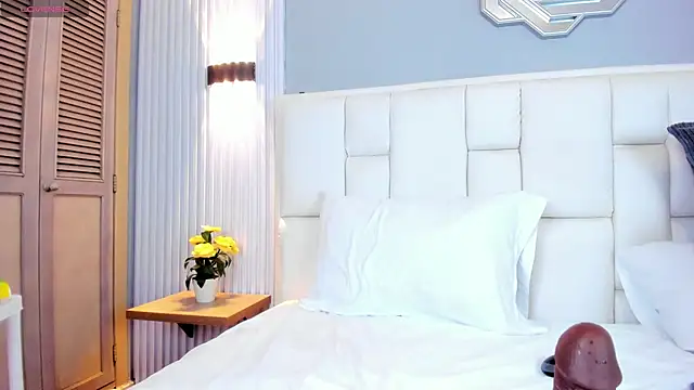 Elyn Leones online show from 03/14/26, 11:00