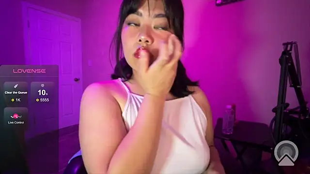 kuromixx444 online show from 04/13/26, 05:55