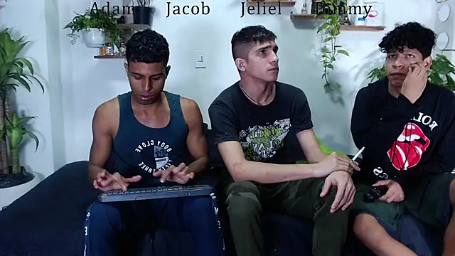 Interracial Snow Bunny online show from 01/09/26, 10:17