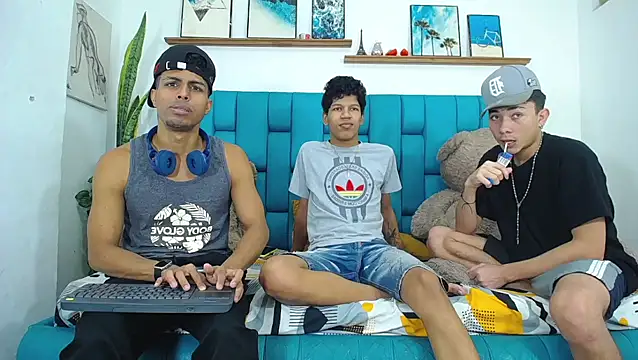 Interracial Snow Bunny online show from 03/20/26, 07:15