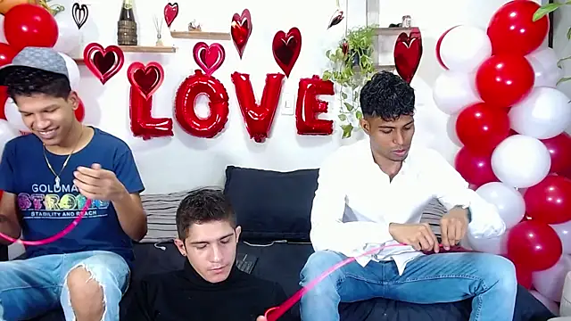 Interracial Snow Bunny online show from 02/14/26, 11:27