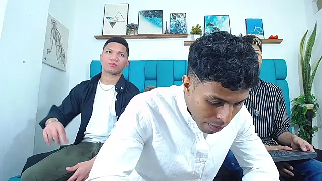 Interracial Snow Bunny online show from 04/10/26, 09:55